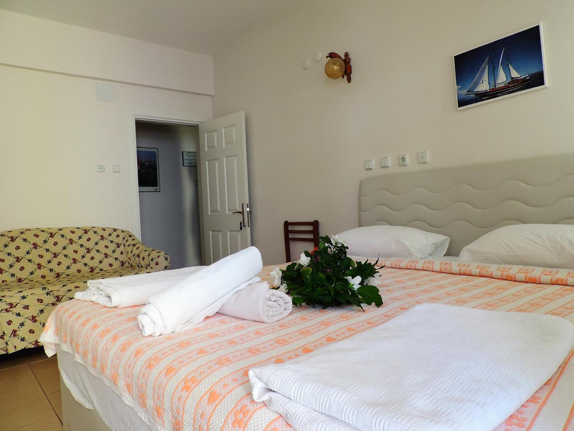 Onur Pension Fethiye Rom bilde