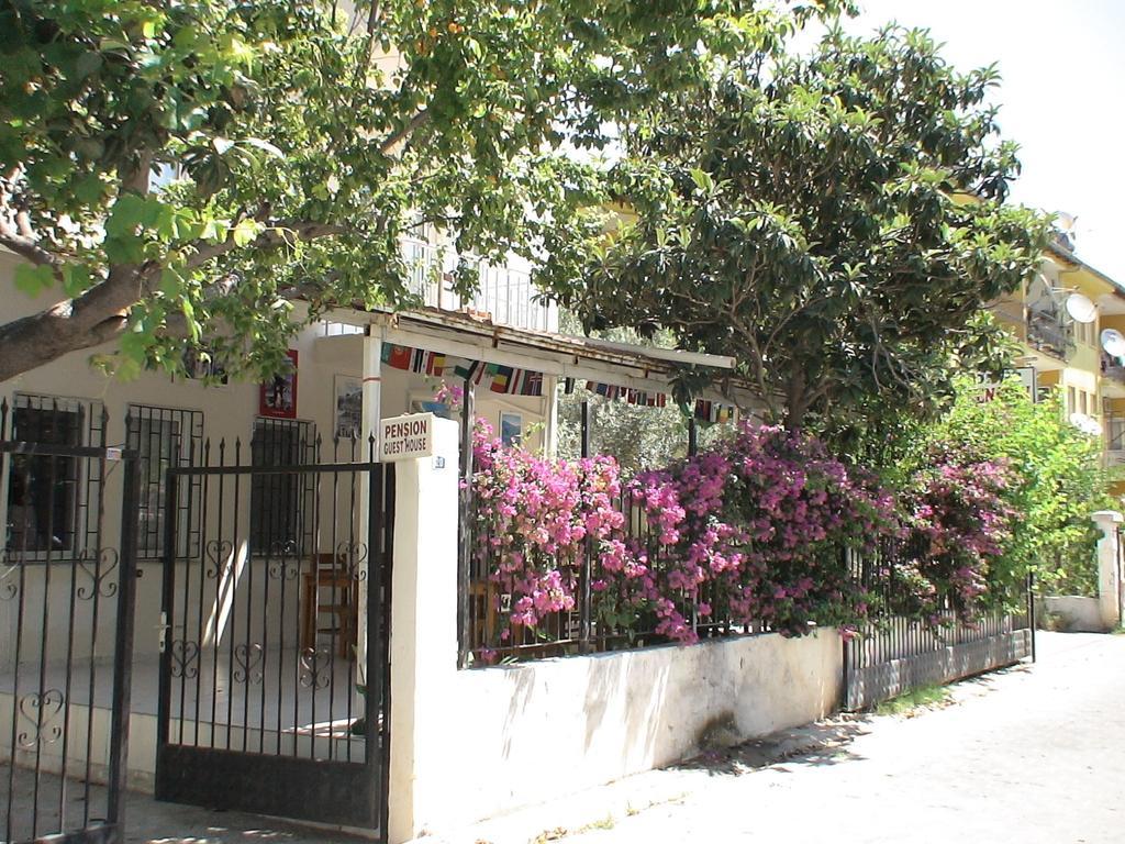 Onur Pension Fethiye Rom bilde